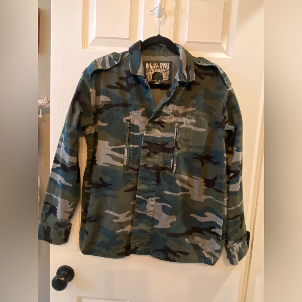 Spiritual Gangster “trust the universe” camo jacket